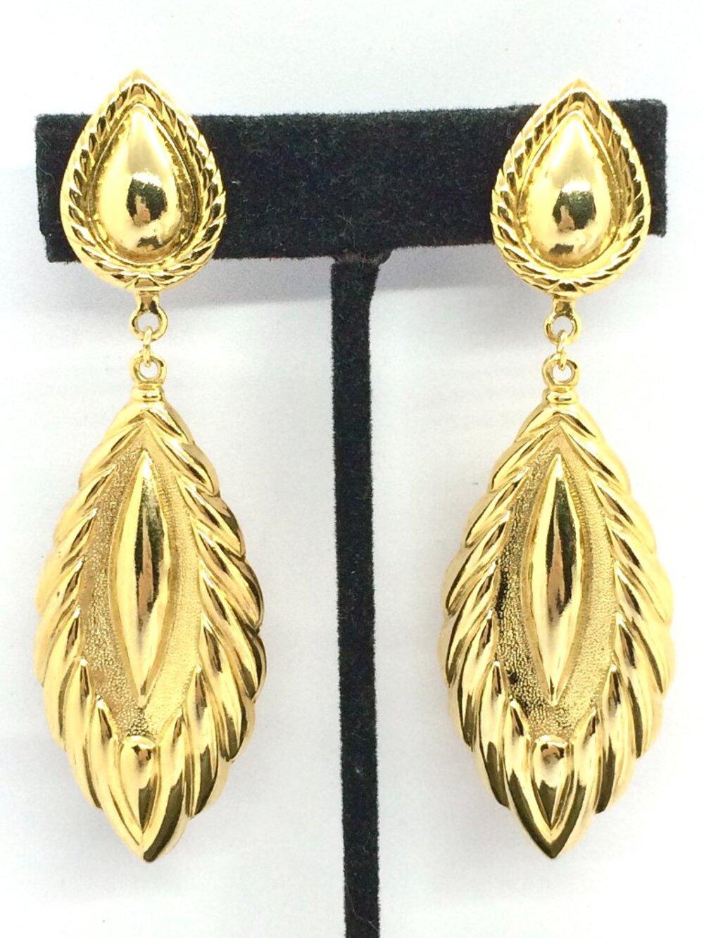 VINTAGE DANGLE EARRINGS Gold Tone Sculptural Leaf Long Runway Clip On Statement